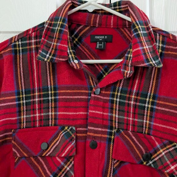 Forever 21 Men's Flannel Long Sleeve Button Down Shirt Jacket, Red Plaid, Large - Picture 4 of 14